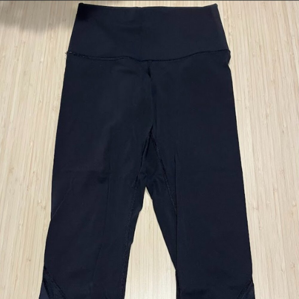 Lululemon Wunder Under Crop ll Scallop 23” Black